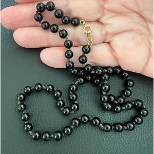 ❤️ Vintage Trifari Black Necklace